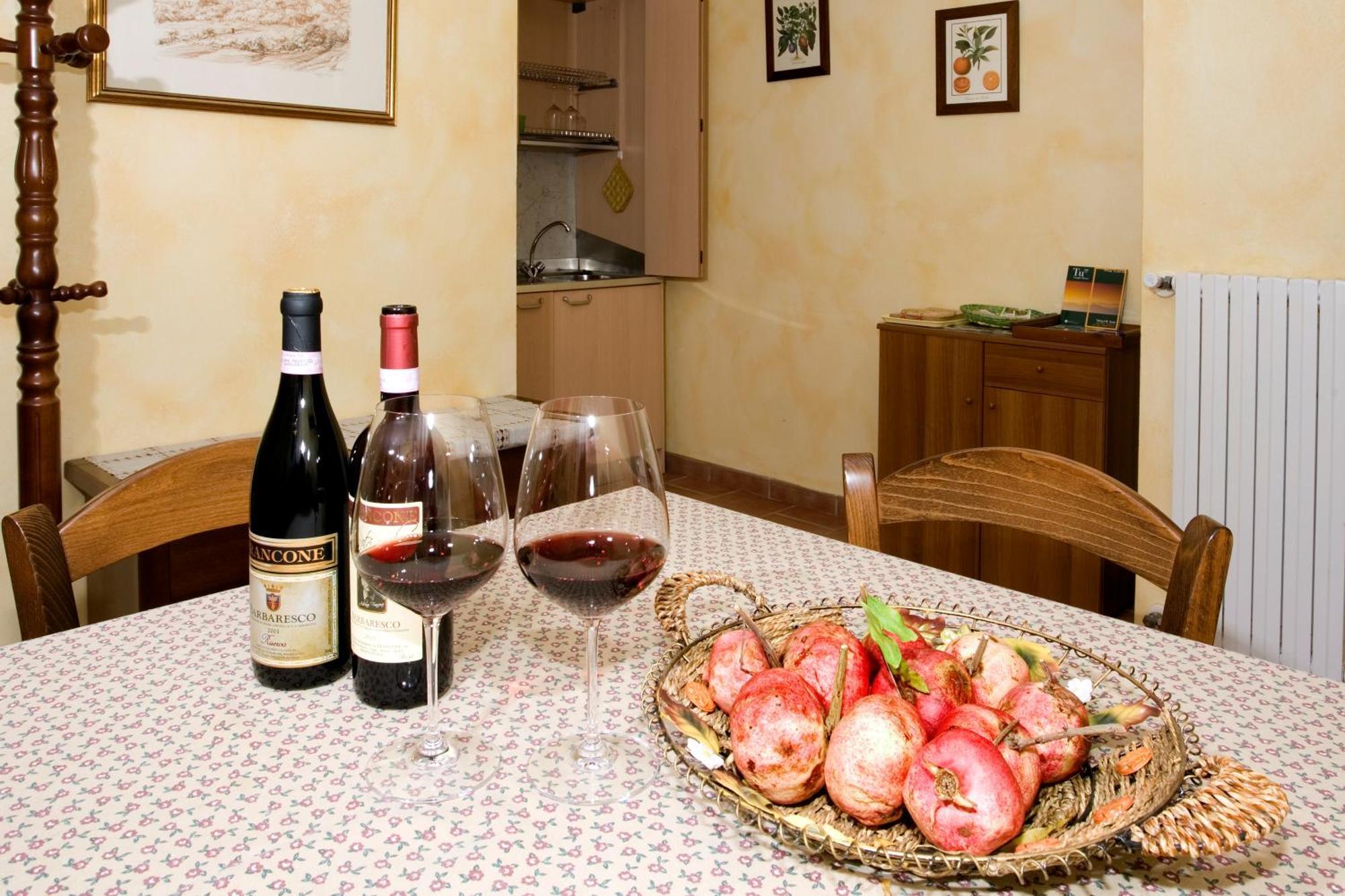 נייבה Agriturismo Antichi Poderi Gallina מראה חיצוני תמונה